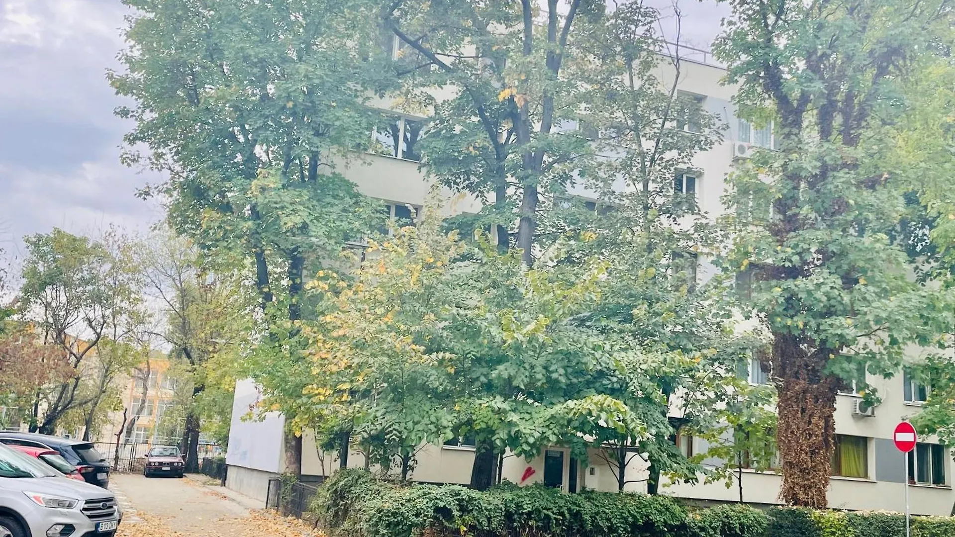 Thias Apartment -Parter, Langa Spitalul Marie Curie Бухарест Румыния